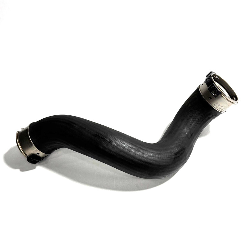 📌 12-14 MERCEDES W204 C250 M271 INTERCOOLER HOSE RIGHT SIDE 2045282682 OEM