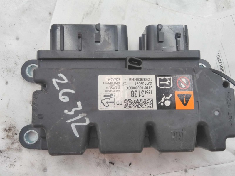 Used Air Bag Module fits: 2021 Cadillac Ct5 Air Bag below center console Grade B