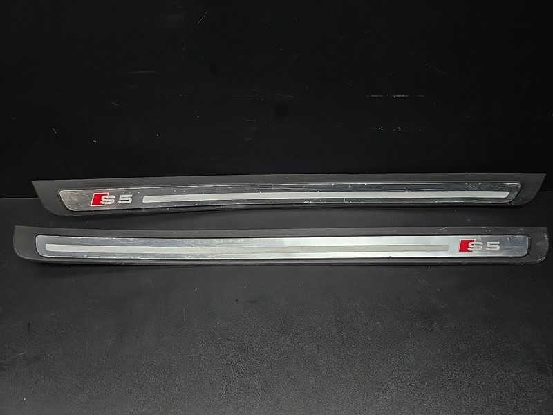 08-17 AUDI A5 S5 COUPE S LINE DOOR SILL PANEL SCUFF PLATE SET LH & RH OEM