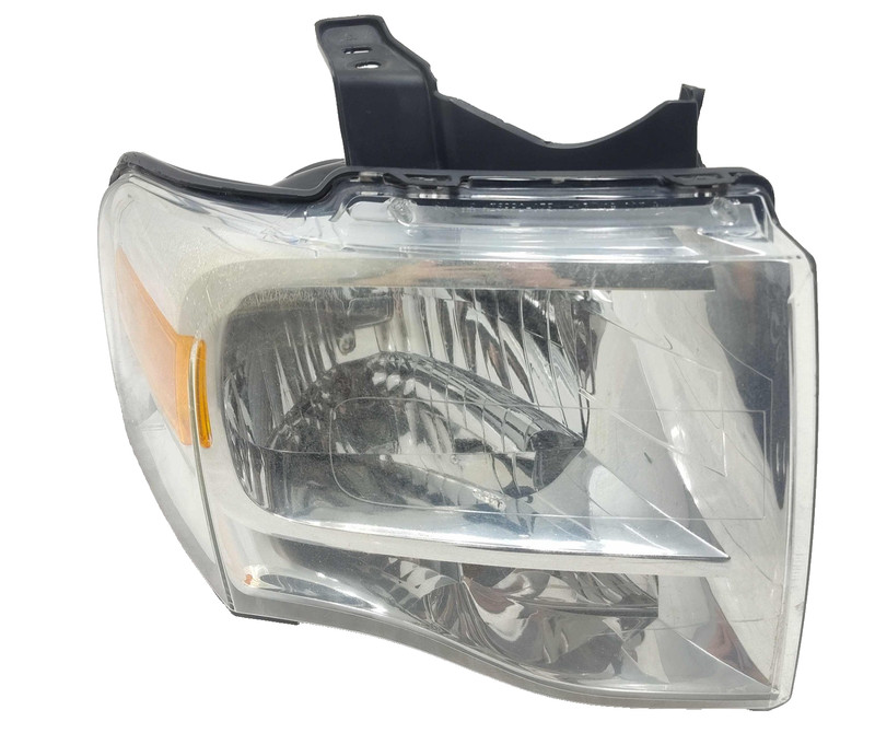 Ford Expedition RH Passenger Headlight Assembly 2014 P/N 7L1Z13008AB