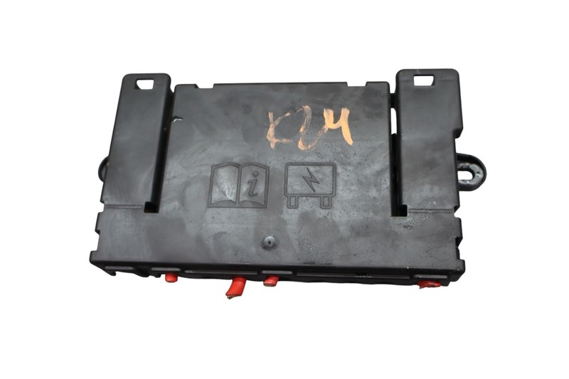 14-16 Land Rover Range Rover Battery Terminal Fuse Relay Junction Box OEM