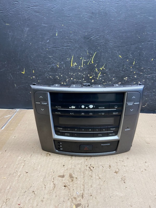 2006 to 2009 Lexus IS250 Screen Radio AM-FM CD Tuner Head Unit OEM ab5381 DG