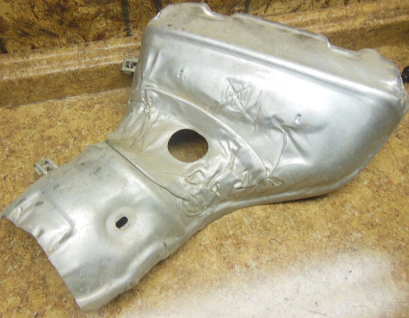 2016 Ford Fusion 2.5L 2.5 L Exhaust Manifold Heat Shield Header Pipe Head 16