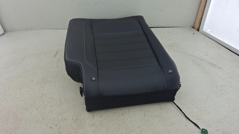 2018-2022 FORD ECOSPORT REAR 2ND ROW RIGHT SEAT UPPER CUSHION LATHER BLACK OEM