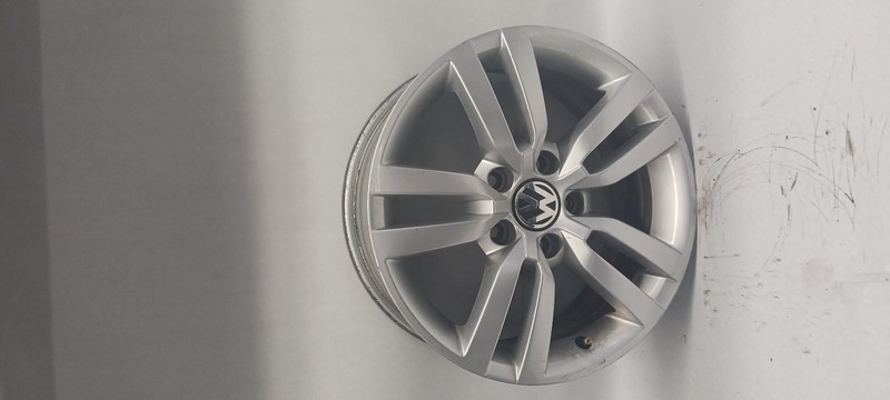 12-'17 VOLKSWAGEN TIGUAN Wheel 16x6-1/2 alloy OEM Grade B