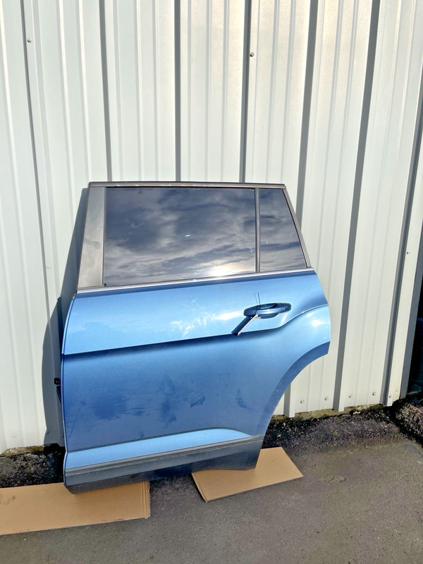 2018-2022 VOLKSWAGEN ATLAS REAR LEFT DRIVER SIDE DOOR Paint LA5J