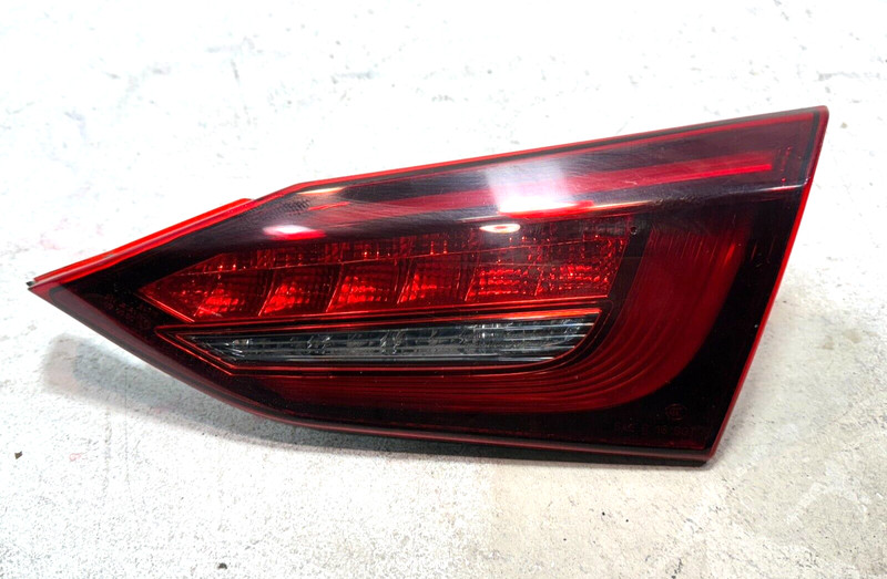 2018-2020 INFINITI Q50 INNER TAILLIGHT LED LAMP REAR RIGHT PASSENGER SIDE OEM