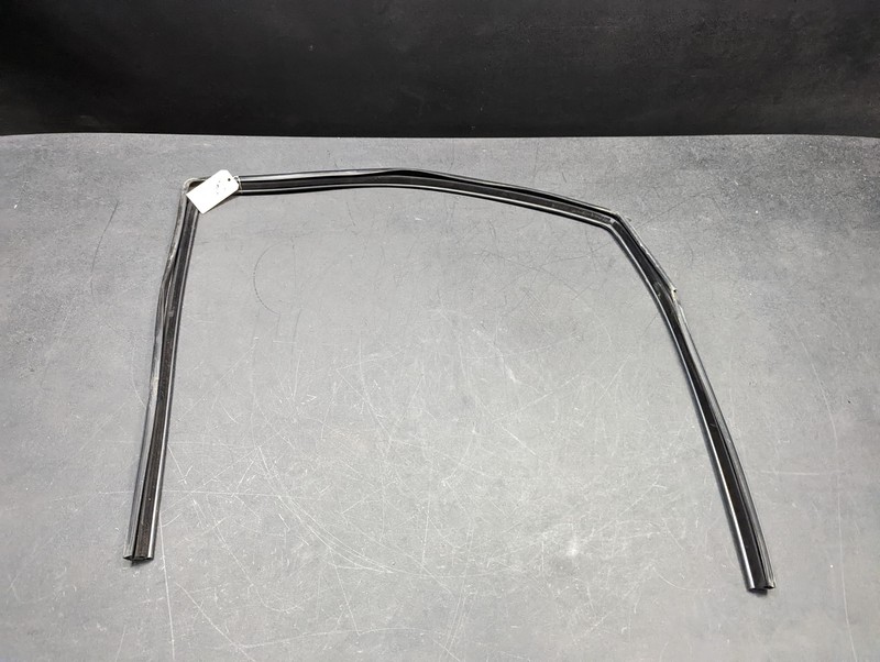Front Right Door Window Glass Run Channel 2017 Dodge RAM 1500 2013 2014 - 2020