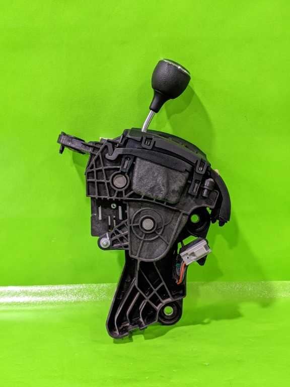 15 GRAND CARAVAN AT TRANSMISSION GEAR SHIFT SHIFTER ASSEMBLY OEM 4335-11