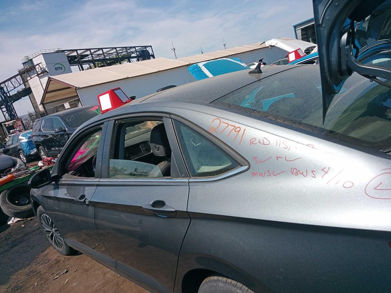 Volkswagen Jetta 2019 Right Fender 672207 4159