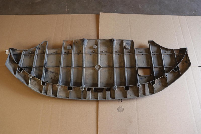 2010-2019 JAGUAR XJ 5.0L LOWER ENGINE SKID PLATE SPLASH SHIELD PANEL OEM