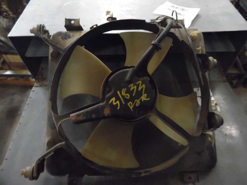 96 97 98 HONDA CIVIC RADIATOR FAN MOTOR FAN ASSM CONDENSER 92029