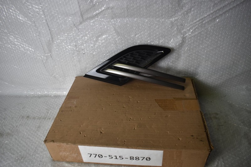 LAND ROVER SPORT DYNAMIC FRONT RIGHT FENDER VENT 2014-2017 OEM DK62-280B10-AC