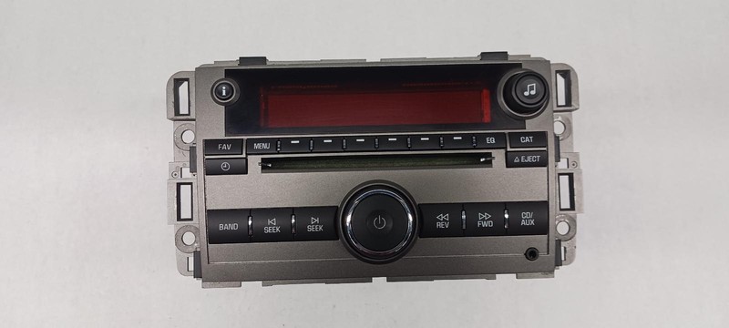 2008 SATURN VUE radio receiver AM-FM-CD-MP3 US8 25956992 OEM 08
