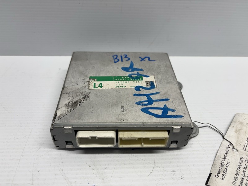 2009-2011 LEXUS LS460 XF40 Rear Right Seat Climate Control Module OEM 8586150290