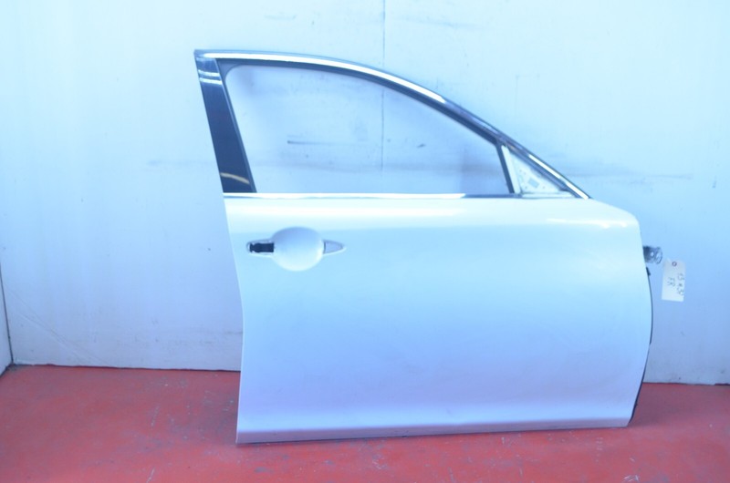 11-13 INFINITI M37 FRONT RIGHT PASSENGER DOOR SHELL WHITE OEM