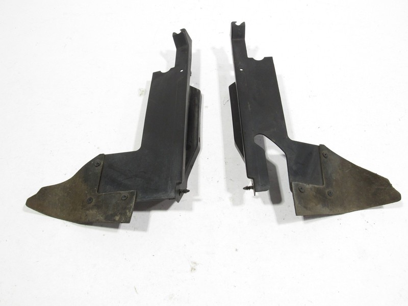 99-04 Ford Mustang GT 1999 Front Radiator Air Deflector Flap Set 2 PCS ;