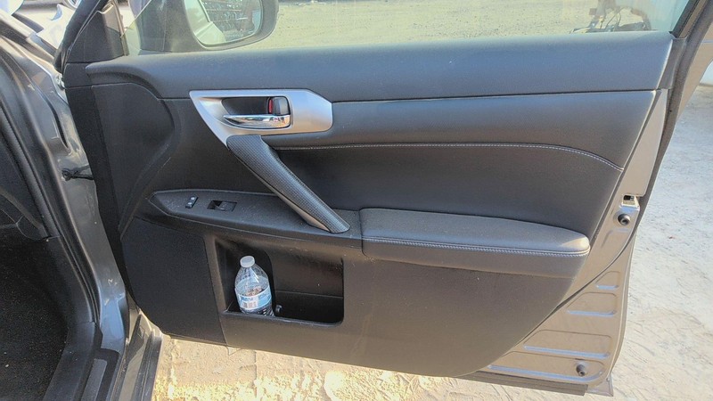 Front Door Trim Panel LEXUS CT200H Right 17 16 15 14 13 12 11