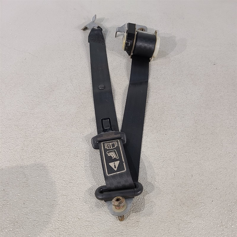99-04 Mustang GT Coupe Rear Seat Belt Retractor Lh Aa7376