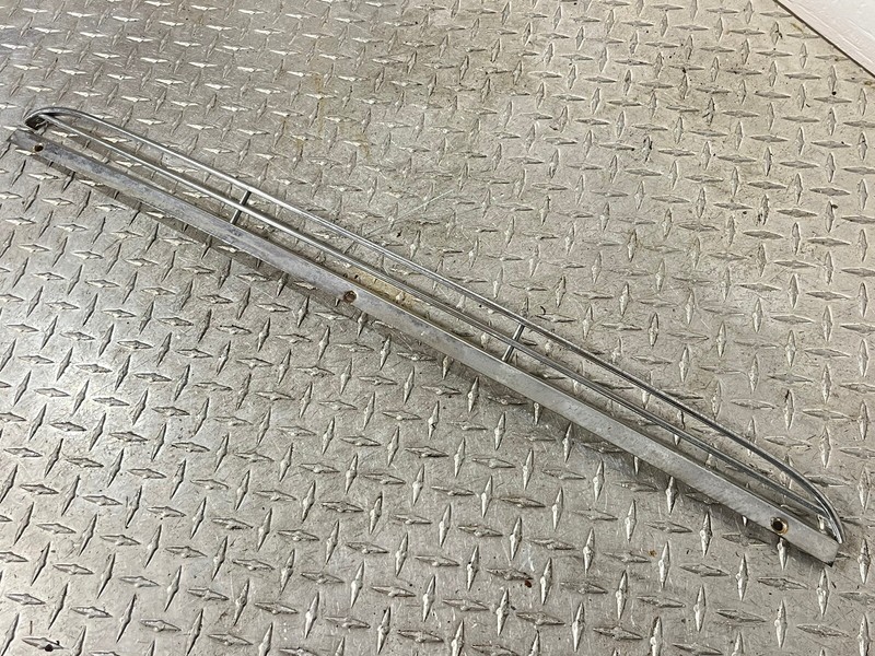 1966 Mercedes Benz W110 200 Vent Grill Air Intake Trim Bezel Chrome W 110