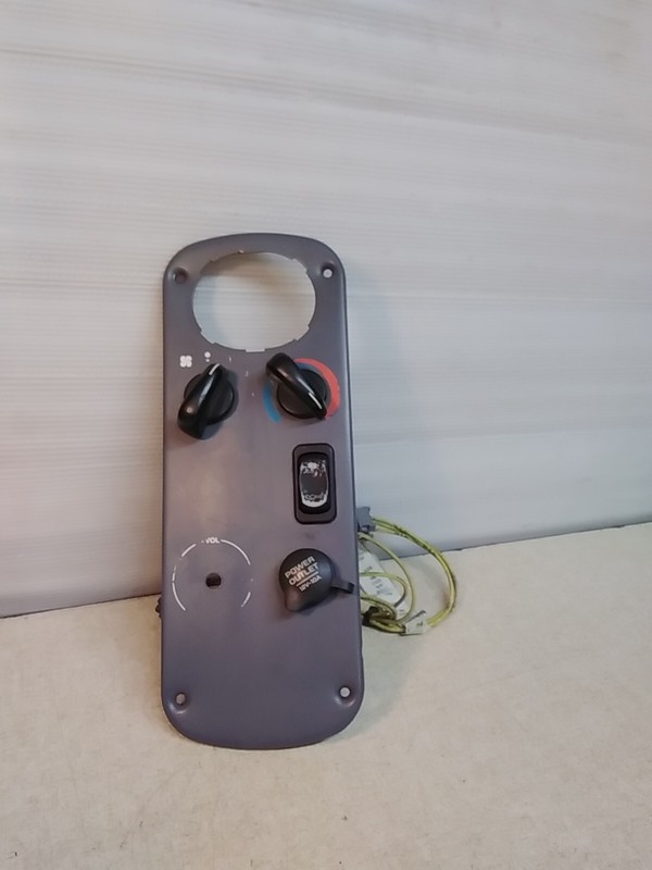Freightliner Climate Control Panel 22-46623-008
