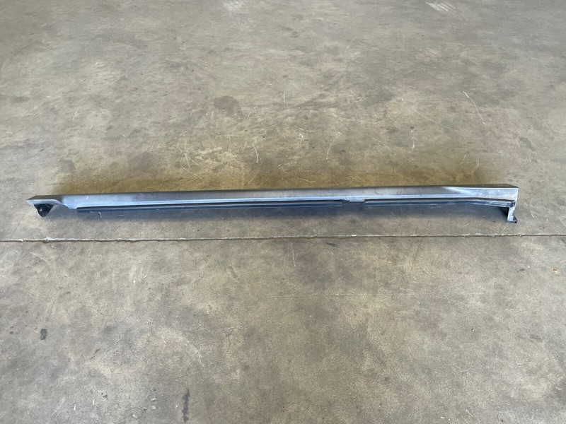2006-2010 Hummer H3 Right Pass Side Skirt Rocker Panel Molding Trim 1575 OEM