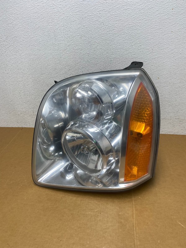 2007-2014 GMC Yukon Halogen Headlight Left Driver LH Side AD8902 DW