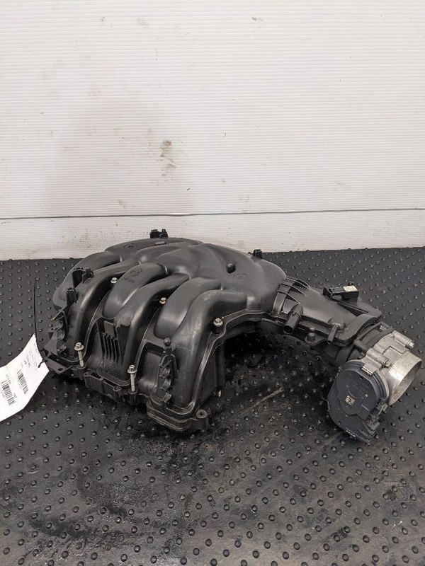 Intake Manifold Classic Style 5 Lug Wheel Fits 13-24 DODGE 1500 PICKUP 1185971