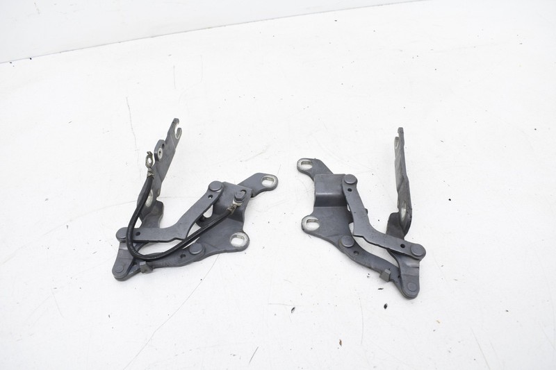 2011 BMW 328xi E90 Hood Hinge Left And Right Set OEM KW78