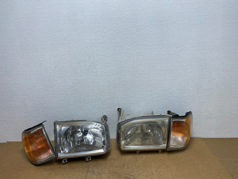 1999-2004 Nissan Pathfinder Left+Right Side Set Halogen Headlights Oem AC3325 DW