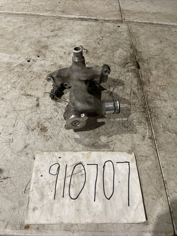 96-01LEXUS ES300 WATER TUBE PIPE LINE THERMOSTAT TEMPERATURE SENSOR