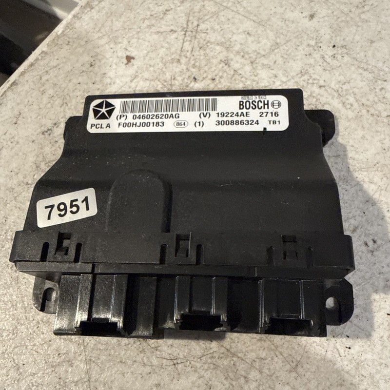2006-2014 Chrysler Dodge Jeep Front L or R Side Door Control Module 04602620AG