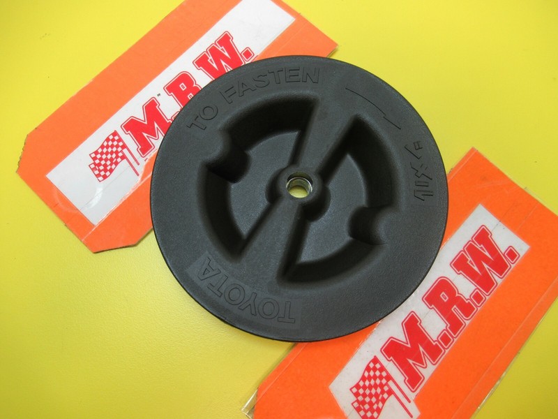SPARE TIRE WHEEL COVER HOLD DOWN BOLT NUT SCREW HOLDER TRUNK TOYOTA CELICA 94-99