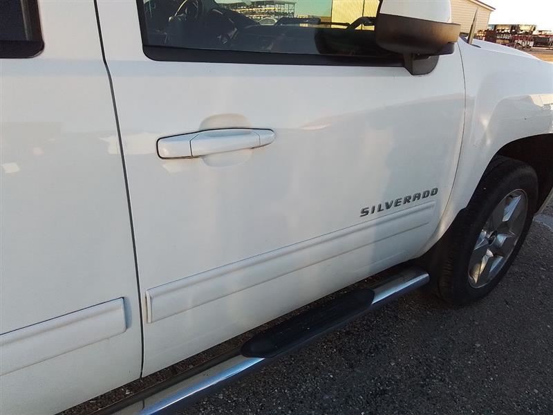 Passenger Front Door Thru 11/14/10 Fits 07-11 AVALANCHE 1500 3387582