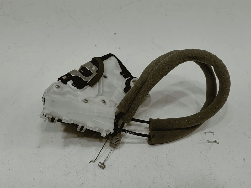 2026-2022 HONDA PILOT FRONT DRIVER SIDE DOOR LOCK LATCH ACTUATOR & CABLES OEM