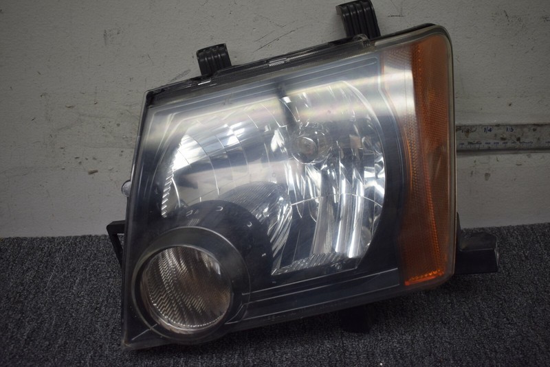 2005-2015 NISSAN XTERRA HEADLIGHT LEFT SIDE FACTORY OEM