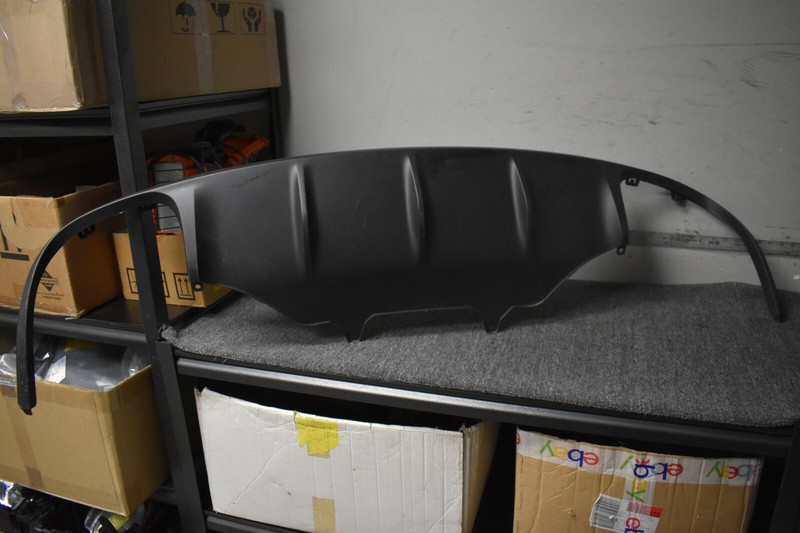 2015-2020 PORSCHE MACAN S REAR LOWER VALANCE FACTORY OEM LOCAL PICKUP