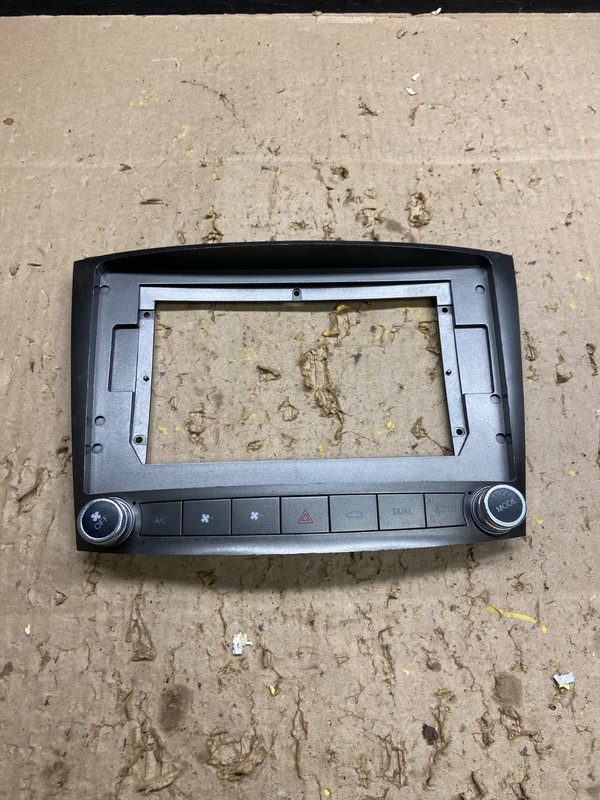 2005 to 2013 Lexus IS250 IS300 IS350 10.1 inch Car Radio Fascia Panel V5743 PS