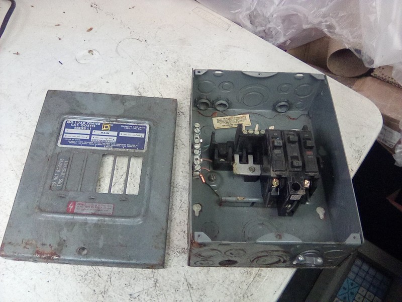 Square D Q05TTS Series L1 Q0 Load Center