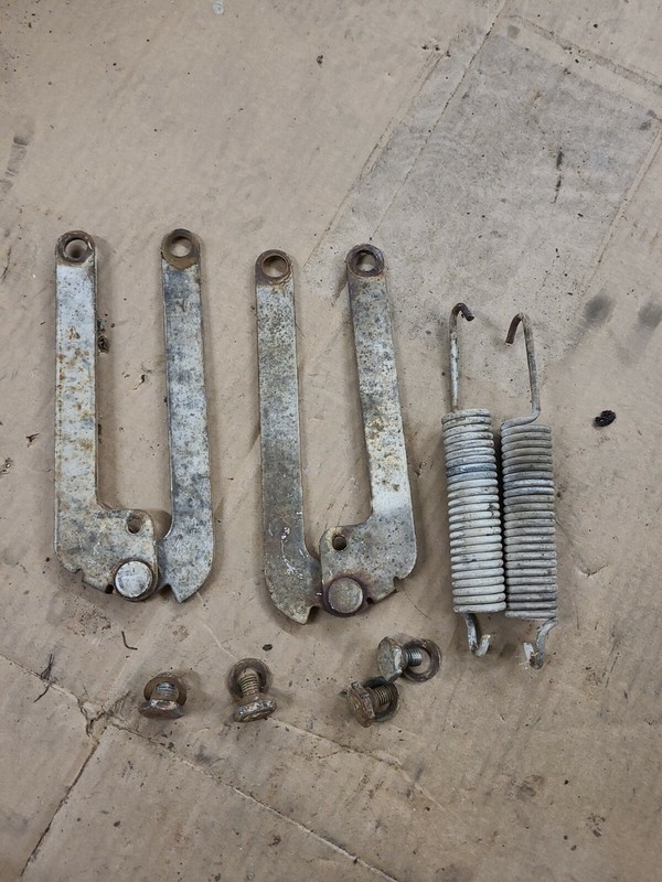 Mercedes benz 220 D/8 Hood Hinges Springs W/Bolts W115 w114 w110