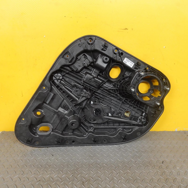 2019-2022 VOLVO XC40 REAR LEFT DOOR WINDOW REGULATOR & CARRIER PLATE 30747105