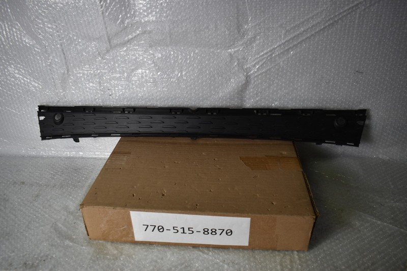 MERCEDES BENZ GLE W167 FRONT BUMPER CENTER GRILLE COVER 2022 OEM A1678852610