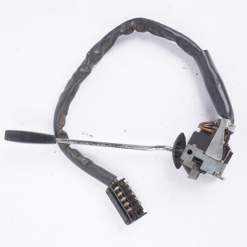 Mercedes Early W108,W109, Mid W111 Colunm turn signal 1 Switch