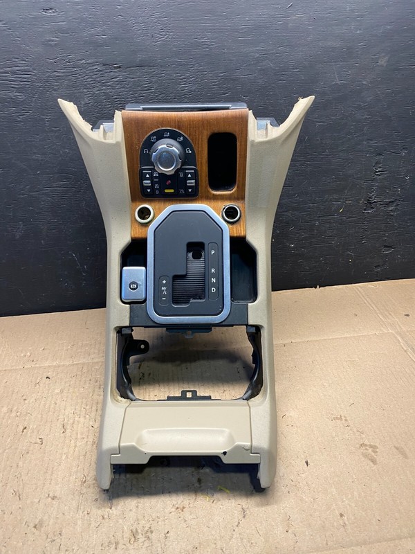 2010-2013 Land Rover Lr4 Center Console Audio Control Switch Shifter Trim M6592