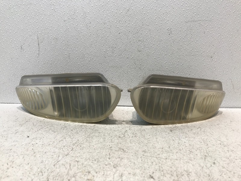 01-03 Lexus LS430 Left Right Passenger Driver Lower Fog Driving Light Lamp OEM