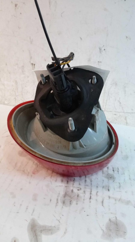 Used Left Tail Light Assembly fits: 2009 Chevrolet Cobalt Cpe L. lid mounted Lef