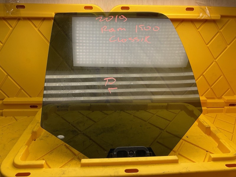 09-23 Dodge Ram 1500 Quad Cab Rear Left Driver Door Glass OEM