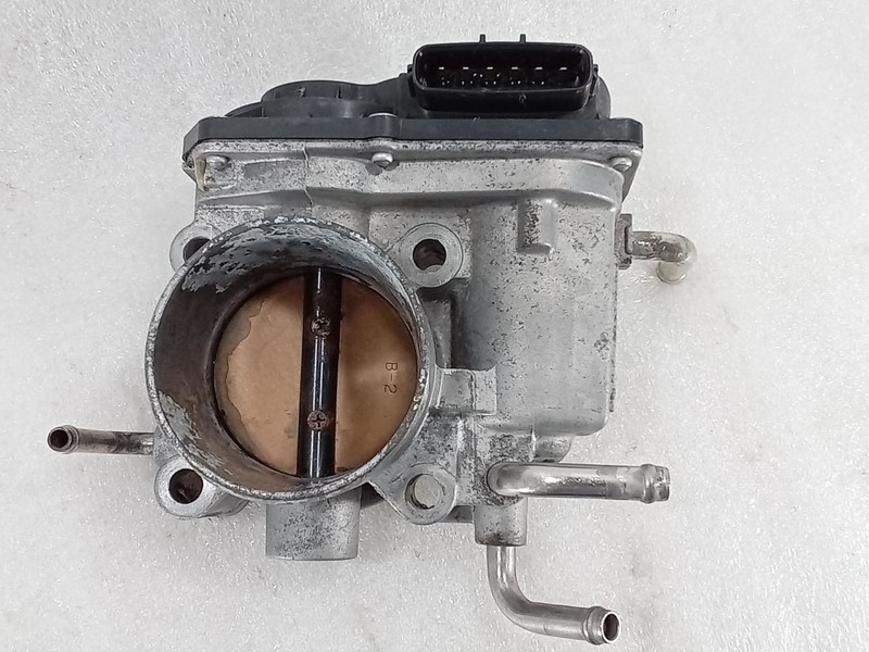 2003-2007 Toyota RAV4 Camry 2.4 FWD 60964 Throttle Valve w/ Motor 2203028060