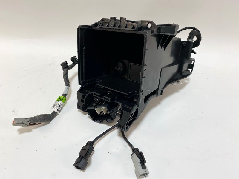 15-18 FORD FOCUS CENTER CONSOLE INSERT STORAGE BOX TRIM W/ USB WIRE HARNESS OEM