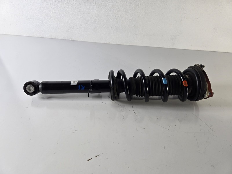 2008 2016 Infiniti RWD EX35 QX50 Right Passenger Front Shock Absorber Strut OEM